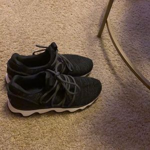 Sorel women’s kinetic lace sneakers.